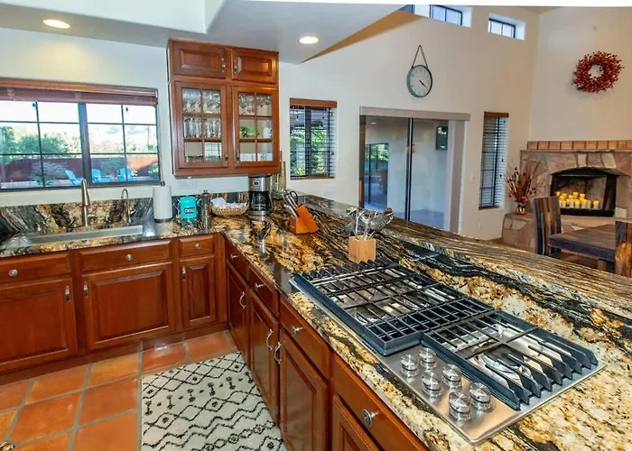 Spectacular Views, Heated Pool, And Outdoor Bbq * Tucson
