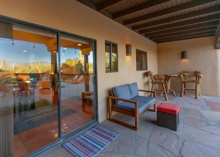 Spectacular Views, Heated Pool, And Outdoor Bbq Tucson